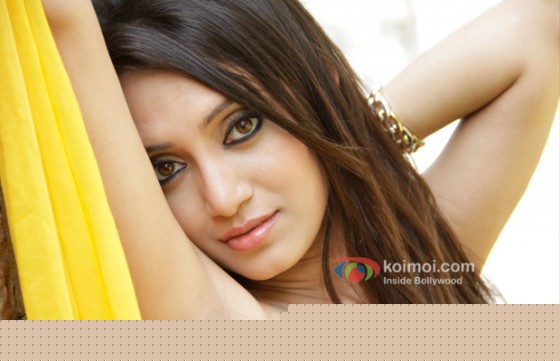 Julia Dutt (Rakhtbeej Movie Stills)