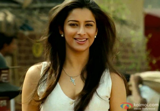 Madhurima Banerjee Hot in Kamaal Dhamaal Malamaal Movie Stills