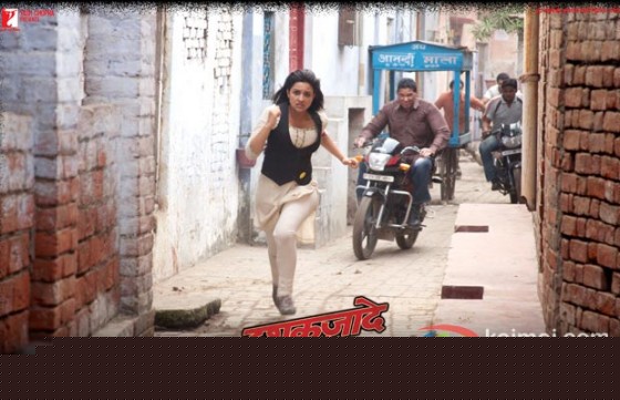 Parineeti Chopra (Ishaqzaade Movie Stills)