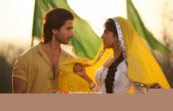 Shahid Kapoor, Priyanka Chopra (Teri Meri Kahaani Movie Stills)