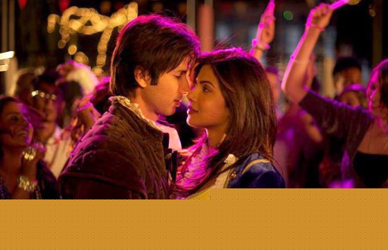 Shahid Kapoor, Priyanka Chopra (Teri Meri Kahaani Movie Stills)