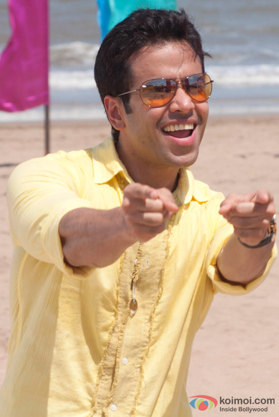 Tusshar Kapoor in Hum Tum Shabana Movie