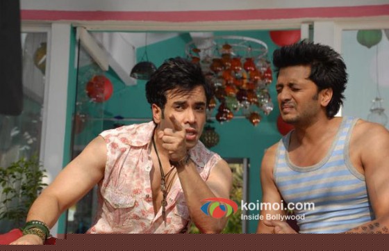 Tusshar Kapoor, Ritesh Deshmukh (Kyaa Super Kool Hain Hum Movie Stills)
