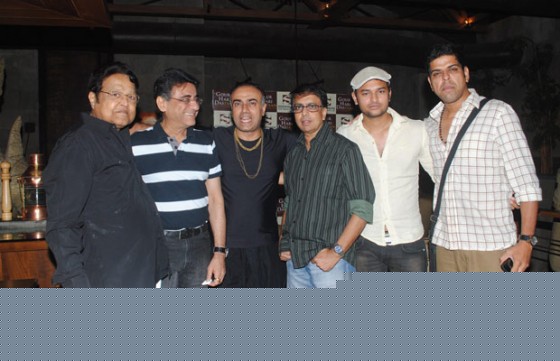 Viju Kote, Naresh Suri, Rajat Kapoor, Anant Mahdevan, Murli Sharma At Gour Hari Dastaan Wrap Up Party