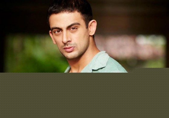 Arunoday Singh looks absolutely handsome and stunning in Jism 2 Movie Stills