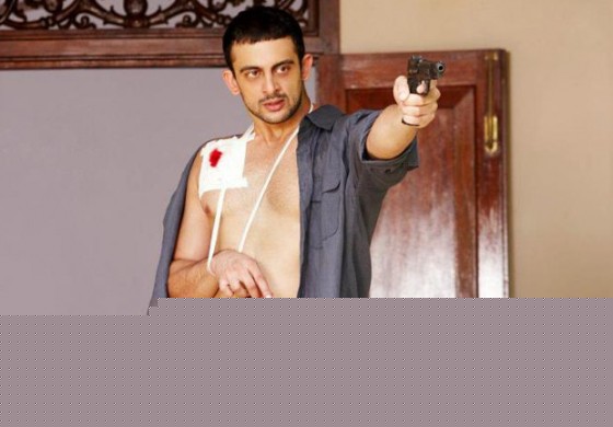 Arunoday Singh running amok in Jism 2 Movie Stills