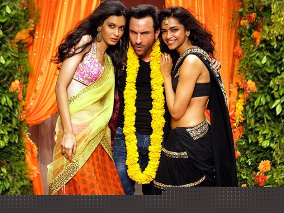Diana Penty, Saif Ali Khan and Deepika Padukone in Cocktail Movie Stills