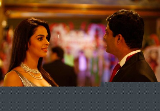 Mallika Sherawat looks Hot in Kismet (Kismat) Love Paisa Dilli Movie Stills