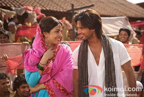Priyanka Chopra and Shahid Kapoor In Teri Meri Kahaani Priyanka Chopra and Shahid Kapoor In Teri Meri Kahaani
