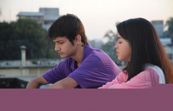 Raj Tandon, Anya Anand (Yeh Khula Aasmaan Movie Stills)