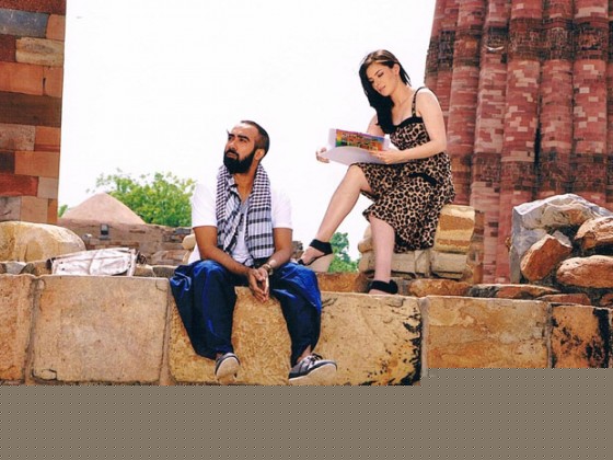 Ranvir Shorey and Urvashi Sharma seats on walls in On The Ramp Movie Stills