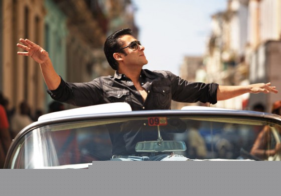 Salman Khan looks super smart in Ek Tha Tiger Movie Stills