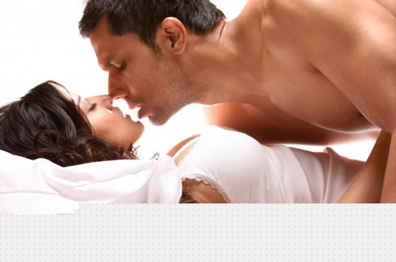 Sunny Leone and Randeep Hooda make love for the first time in Jism 2 Movie Stills