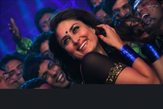 Flaunting her Halkat Jawaani Kareena Kapoor in Heroine Movie Stills