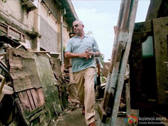 Naseeruddin Shah walk with force in Maximum Movie Stills