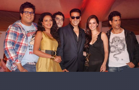 Prateek Chakravorty, Bidita Bag, Sharad Malhotra, Akshay Kumar, Evelyn Sharma, Karan Sagoo at the Music Launch of From Sydney With Love