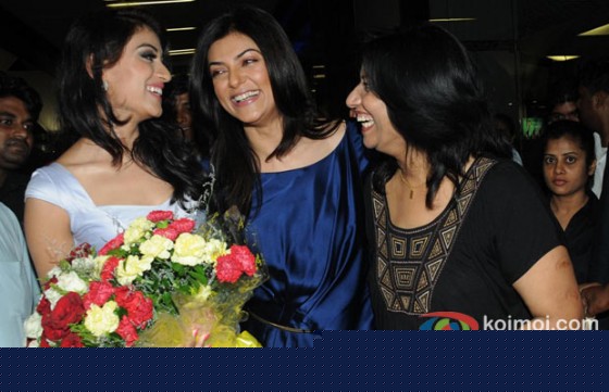 Sushmita Sen Welcomes Himangini Singh Yadu, Miss Asia Pacific World 2012