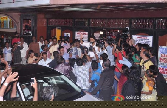 Abhishek Bachchan meets fans on Bol Bachchan Movie Screening