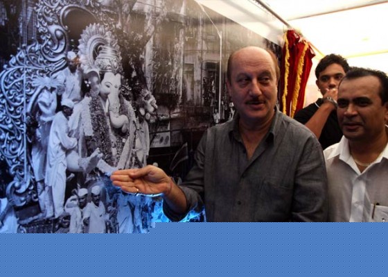 Anupam Kher, Yogesh Lakhani Launch We love Mumbai Social Campaign