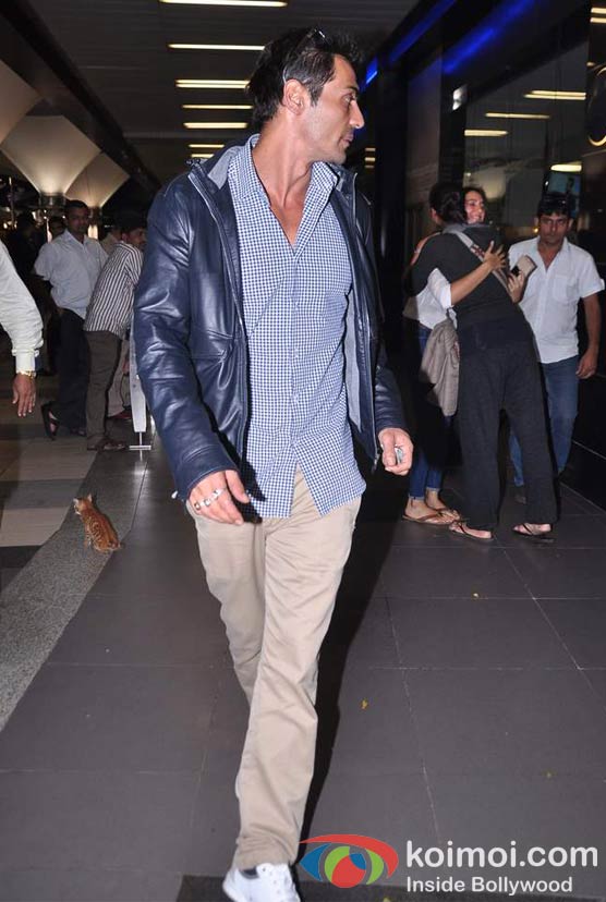 Arjun Rampal At Airport