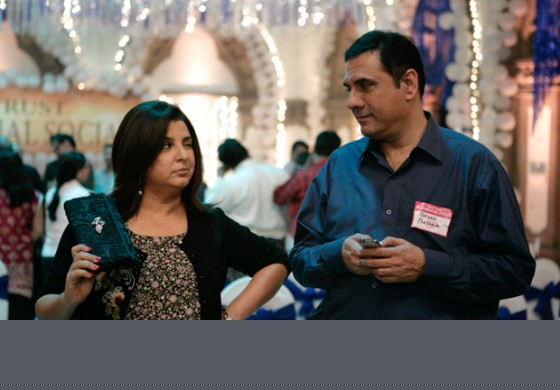 Farah Khan and Boman Irani Speed Dating in Shirin Farhad Ki Toh Nikal Padi Movie Stills