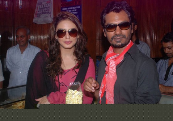 Huma Qureshi, Nawazuddin Siddiqui Of Gangs Of Wasseypur 2 Watches DDLJ