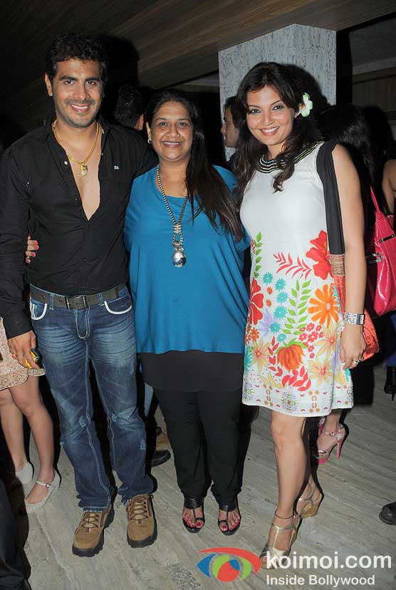 Kaishnav, Mohini, Deepshikha Nagpal at 'Wednesday Bar Nights' Celebration