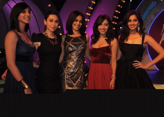 Karisma Kapoor, Genelia D'Souza Deshmukhr At 'Lux The Chosen One' Grand Finale