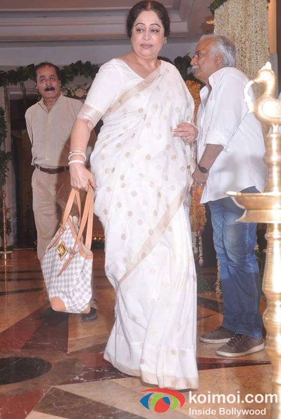 Kirron Kher At Rajesh Khanna's Prayer Meet