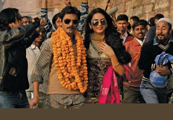 Nawazuddin Siddiqui and Huma Qureshi on election rally in Gangs Of Wasseypur 2 Movie Stills