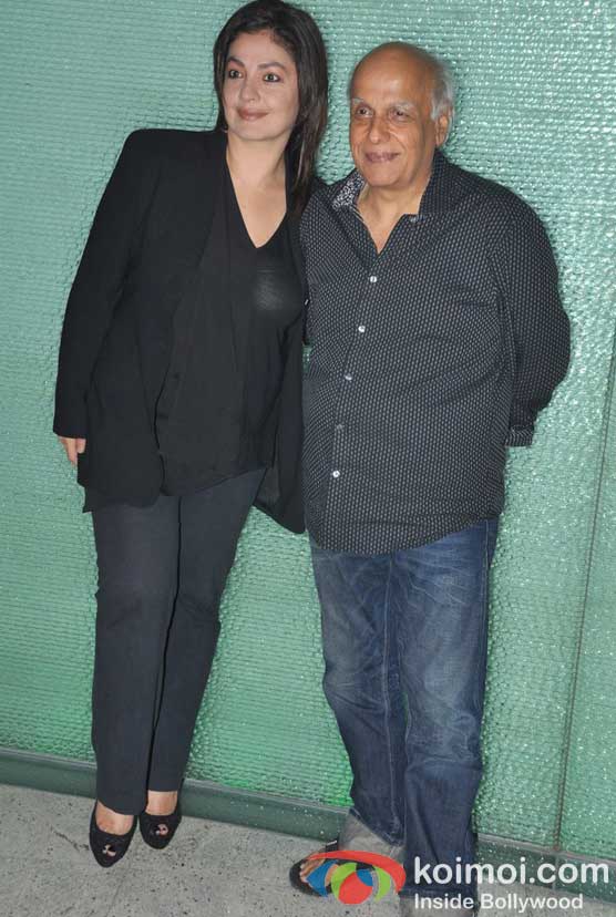 Pooja Bhatt, Mahesh Bhatt At Jism 2 Movie Press Conference