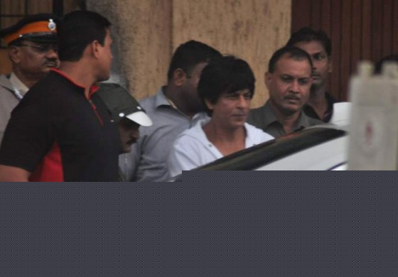 Shah Rukh Khan Pays Homage to Rajesh Khanna