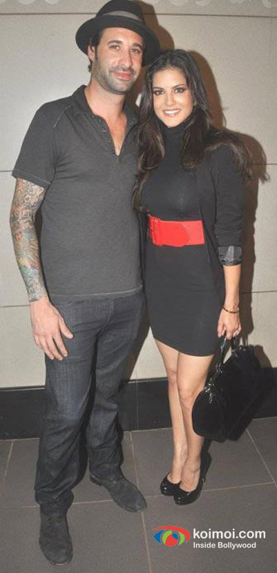 Sunny Leone Arrives In Mumbai To Promote Jism 2 Movie
