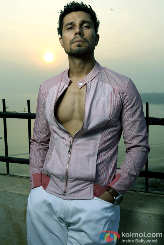 Uber Cool Randeep Hooda Pictures