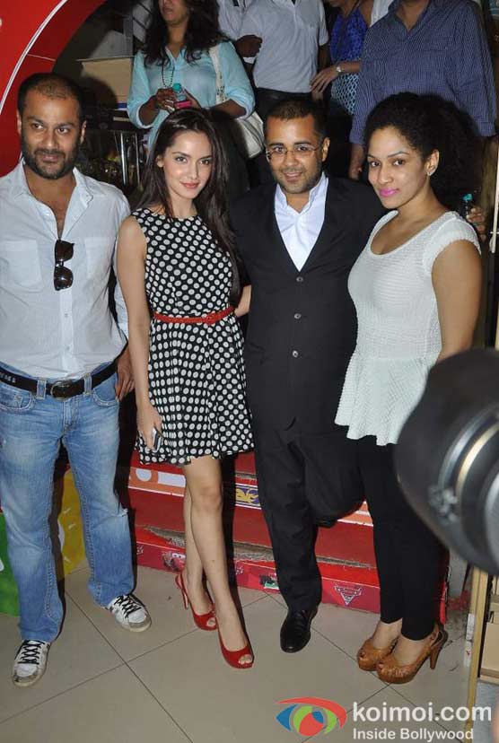 Abhishek Kapoor And Shazahn Padamsee At Chetan Bhagat's 'What Young India Wants' Book Launch