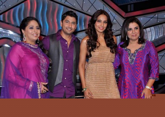 Geeta Kapoor, Marzi Pestonji, Bipasha Basu and Farah Khan On The Sets Of DID Litle Masters