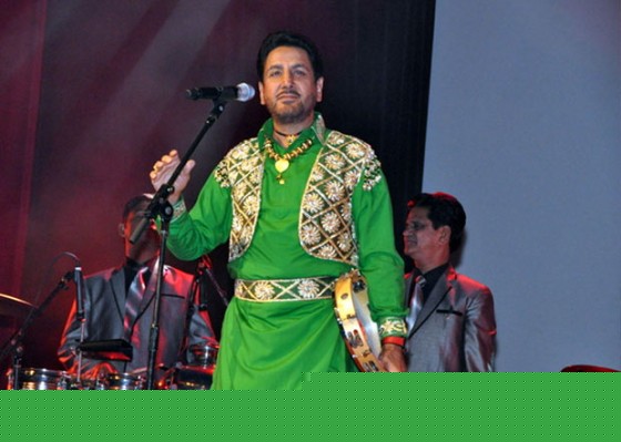 Gurdas Maan Performs In Chicago