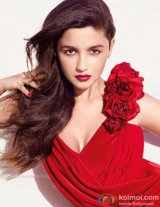 Hot And Sizzling Alia Bhatt In A Red Dress