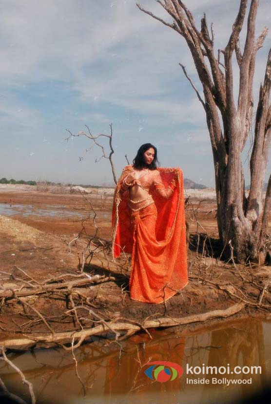 Kalpana Pandit (Janleva 555 Movie Stills) Pic 1