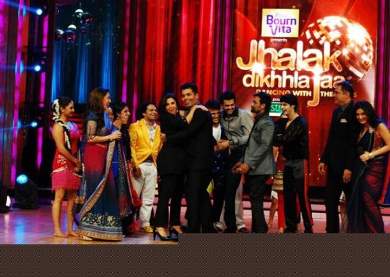 Madhuri Dixit, Farah Khan, Karan Johar, Remo D'souza, Boman Irani Promote Shirin Farhad Ki Toh Nikal Padi Movie On The Sets Of Jhalak Dikhhla Jaa
