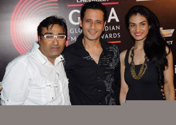Manmeet Gulzar Karishma Modi Gulzar At Global Indian Music (GIMA) Awards 2012 Red Carpet