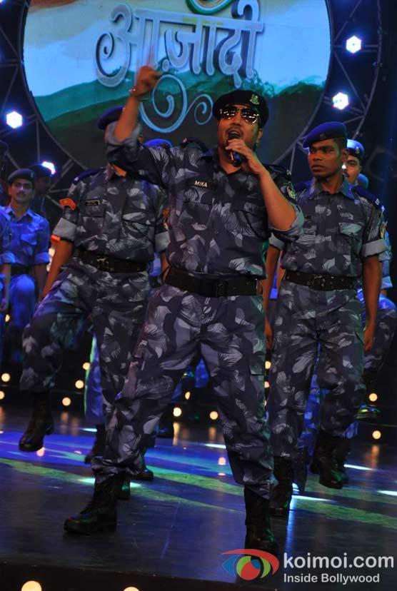 Mika Singh Shoots Life OK's Azaadi Show