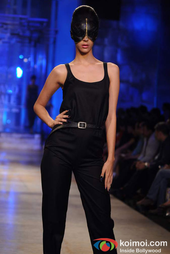 Model Walks The Ramp At Lakme Fashion Week 2012 Grand Finale