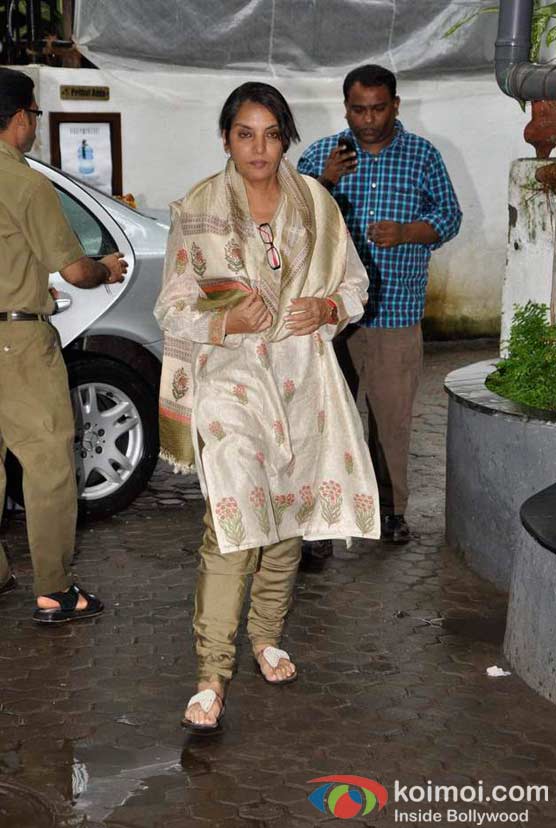 Shabana Azmi At A. K. Hangal (Avtar Kishan Hangal) Prayer Meet