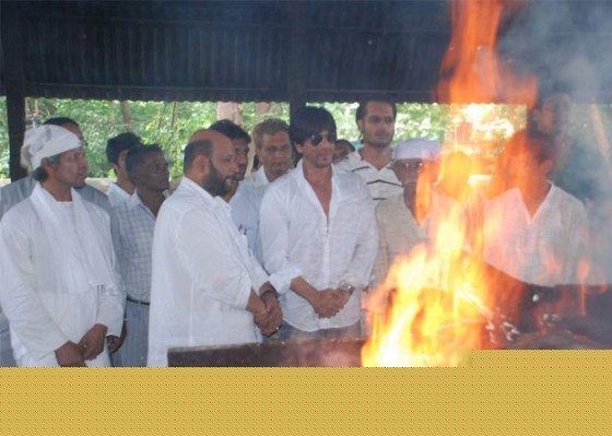 Shah Rukh Khan At Ashok Mehta's Funera