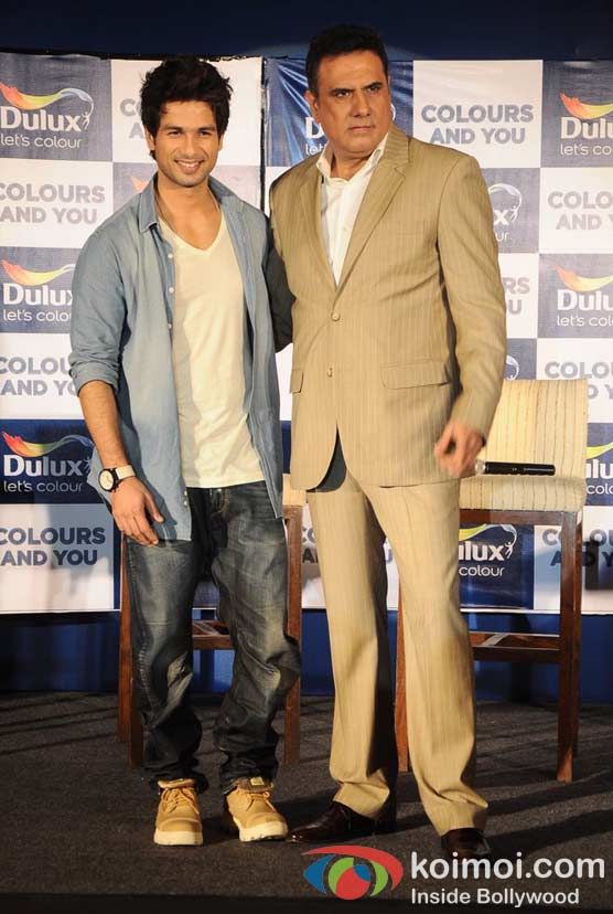 Shahid Kapoor and Boman Irani at Dulux let's Colour Event