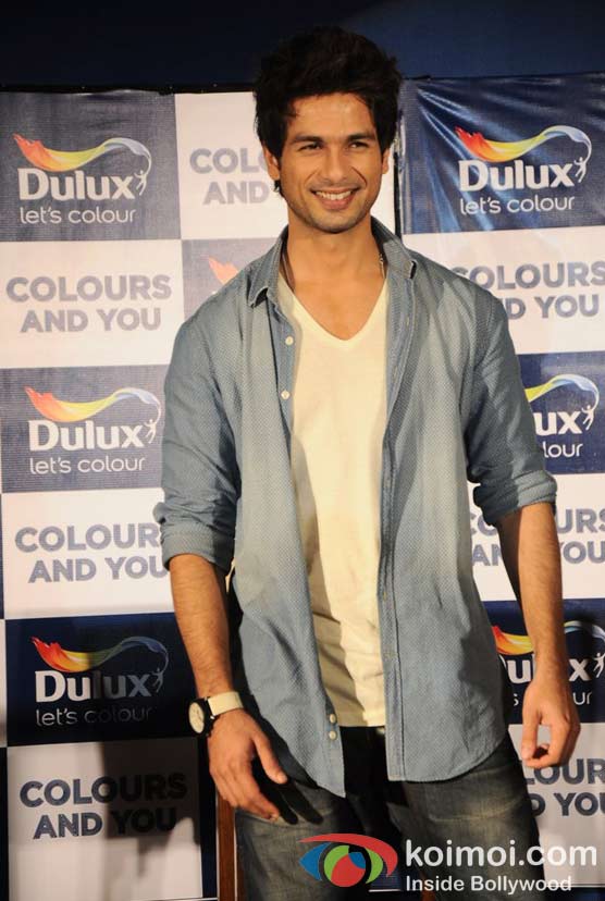 Shahid Kapoor at Dulux let's Colour Event