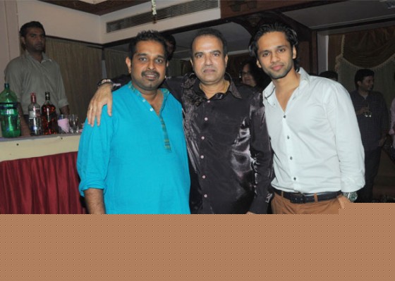 Shakar Mahadevan, Mika Singh, Rahul Vaidya Celebrate Suresh Wadkar's Birthday