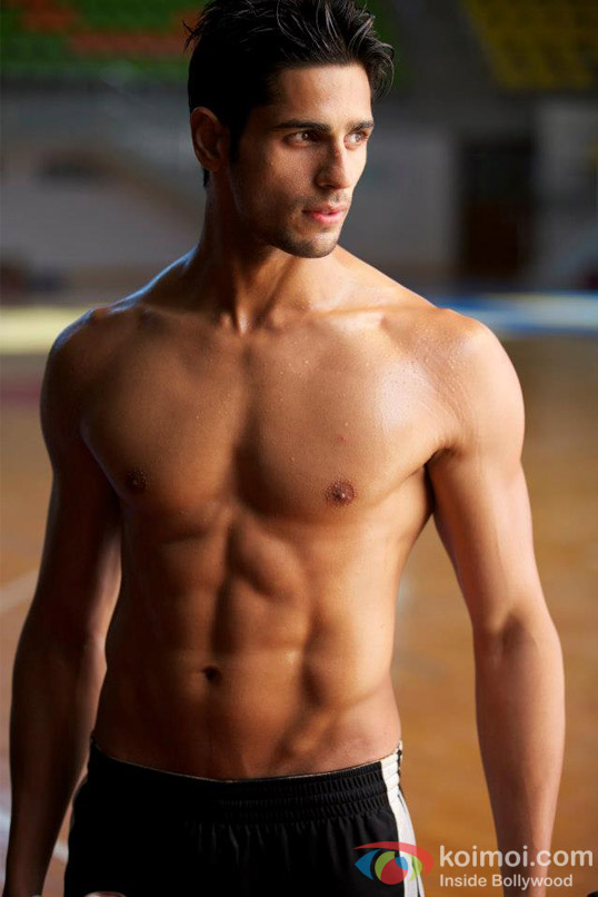 Sidharth Malhotra shows of his hot body at a beach in Student Of The Year Movie Stills