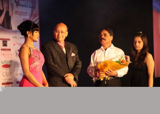 Veena Malik Launches 'Meri Sajni' Magazine
